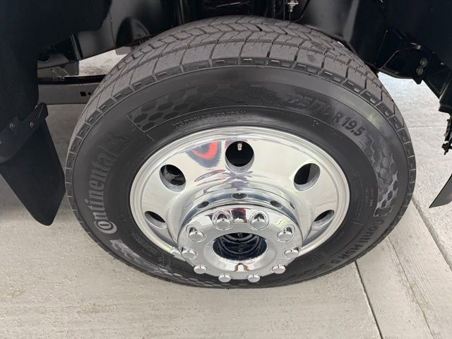 New 2026 Ford F450 4x4 Crew Cab Super Duty image 5