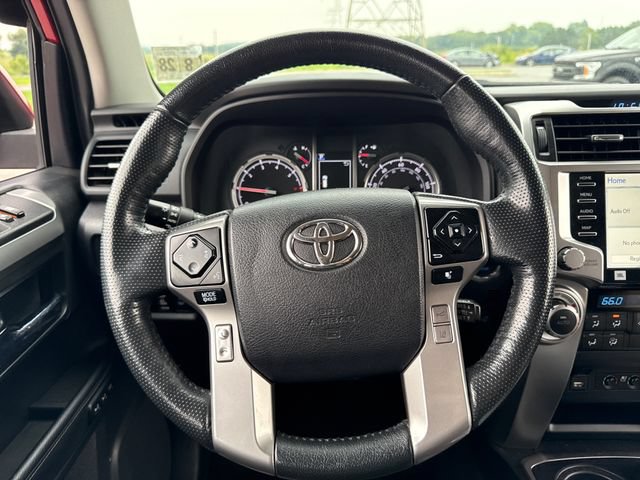 Used 2023 Toyota 4Runner Limited AWD/4WD image 21