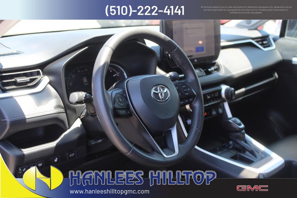 Used 2023 Toyota RAV4 XLE Premium FWD image 12