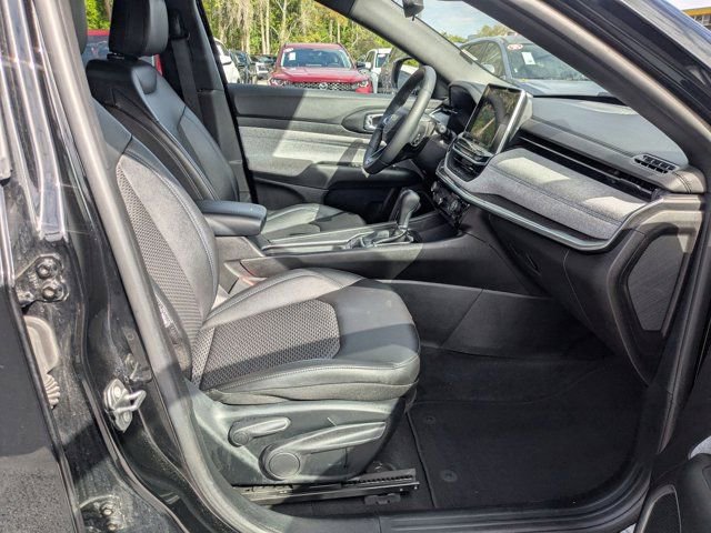 Used 2025 Jeep Compass Latitude image 28