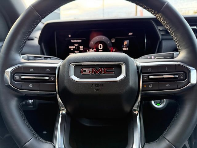Used 2025 GMC Terrain Elevation AWD/4WD image 11