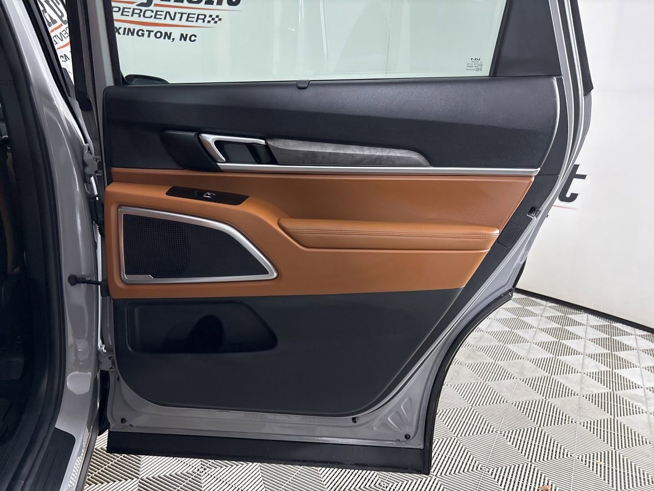 Used 2025 Kia Telluride EX X-Line image 25
