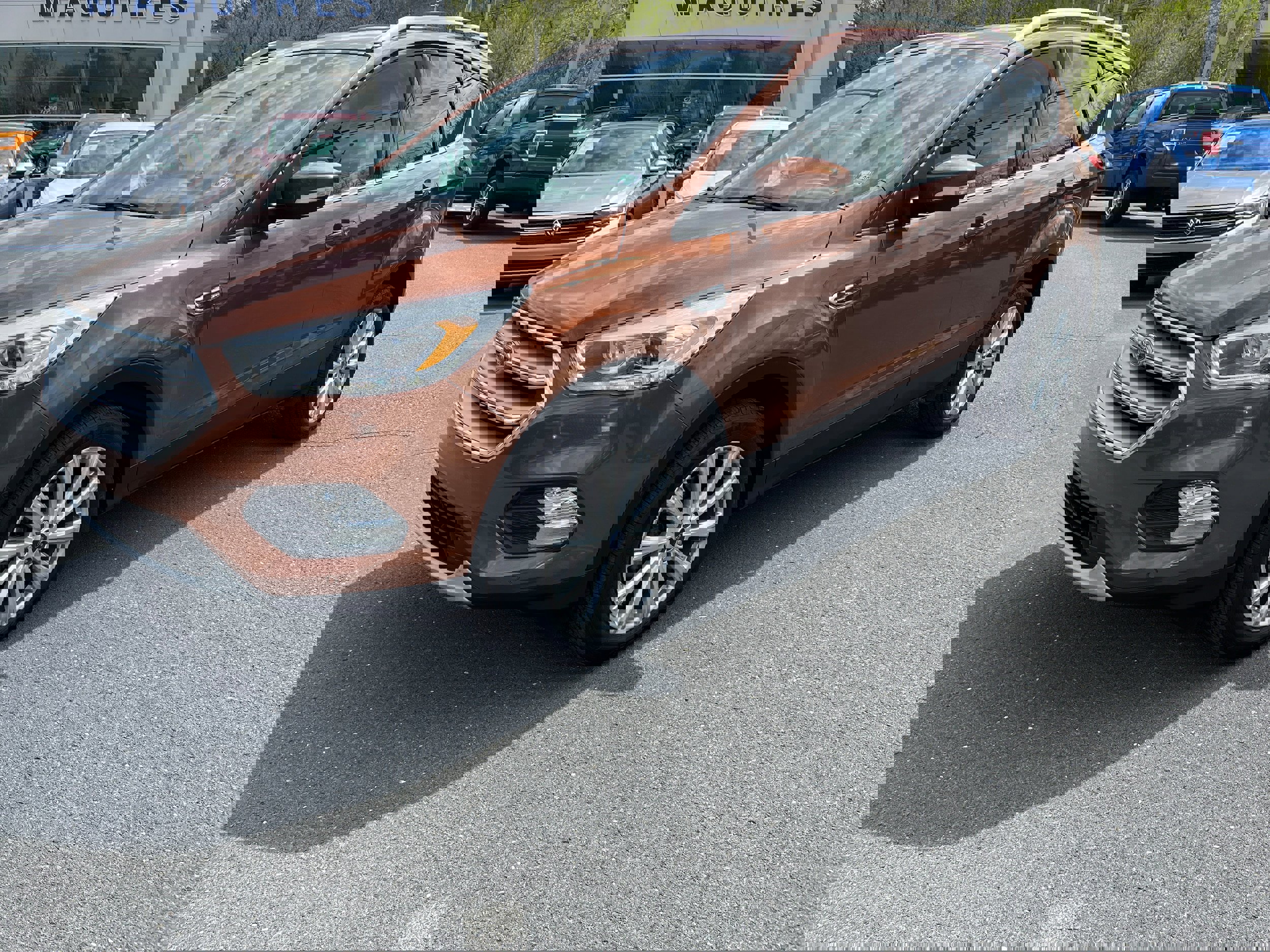 Certified 2017 Ford Escape Titanium w/ Equipment Group 301A image 26