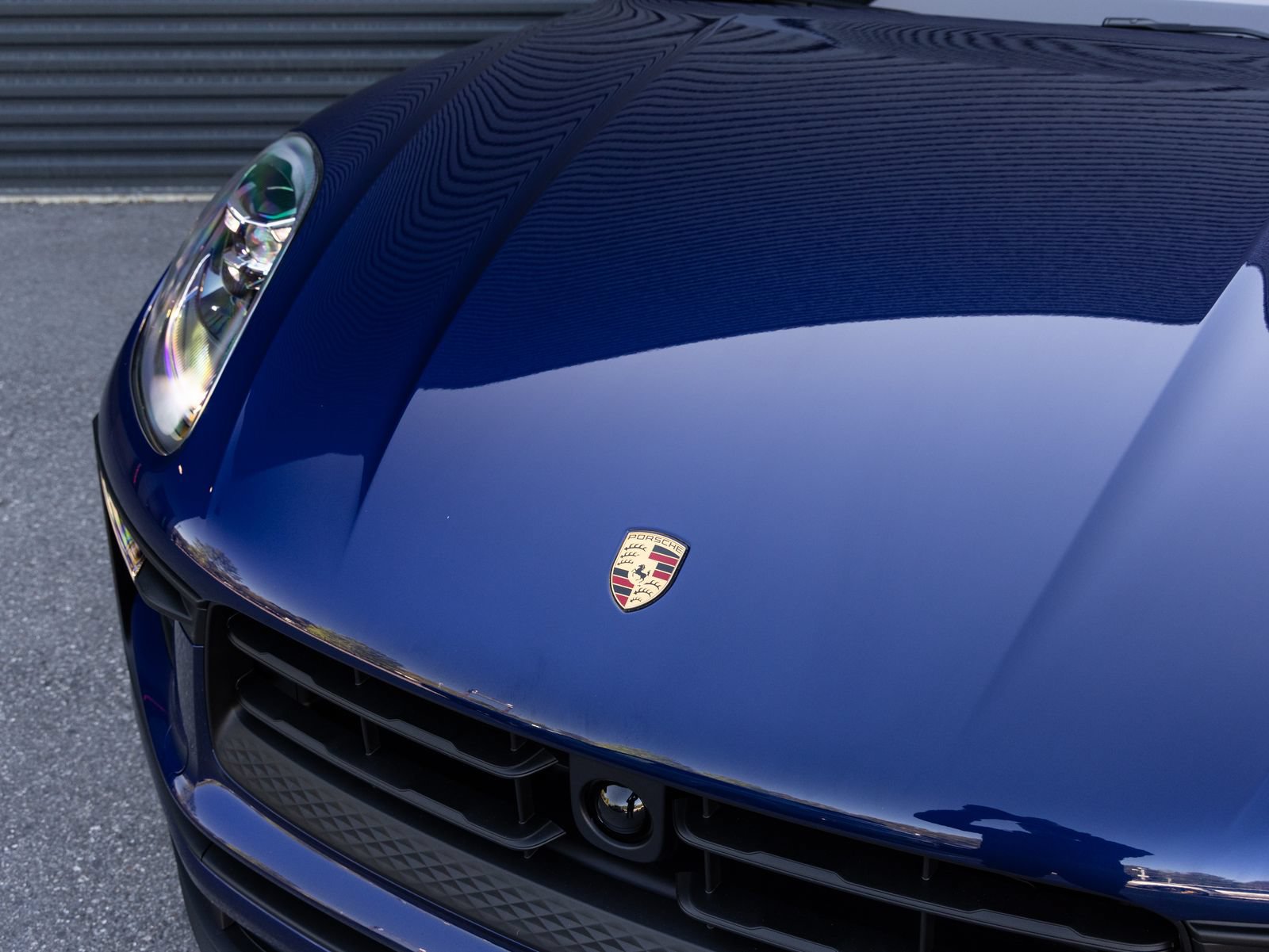 Certified 2026 Porsche Macan AWD/4WD image 10