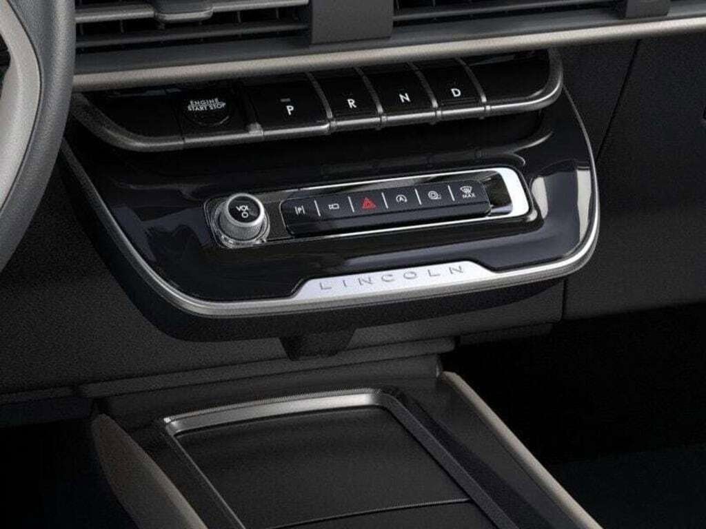 New 2025 Lincoln Corsair Reserve w/ Jet Appearance Package image 37