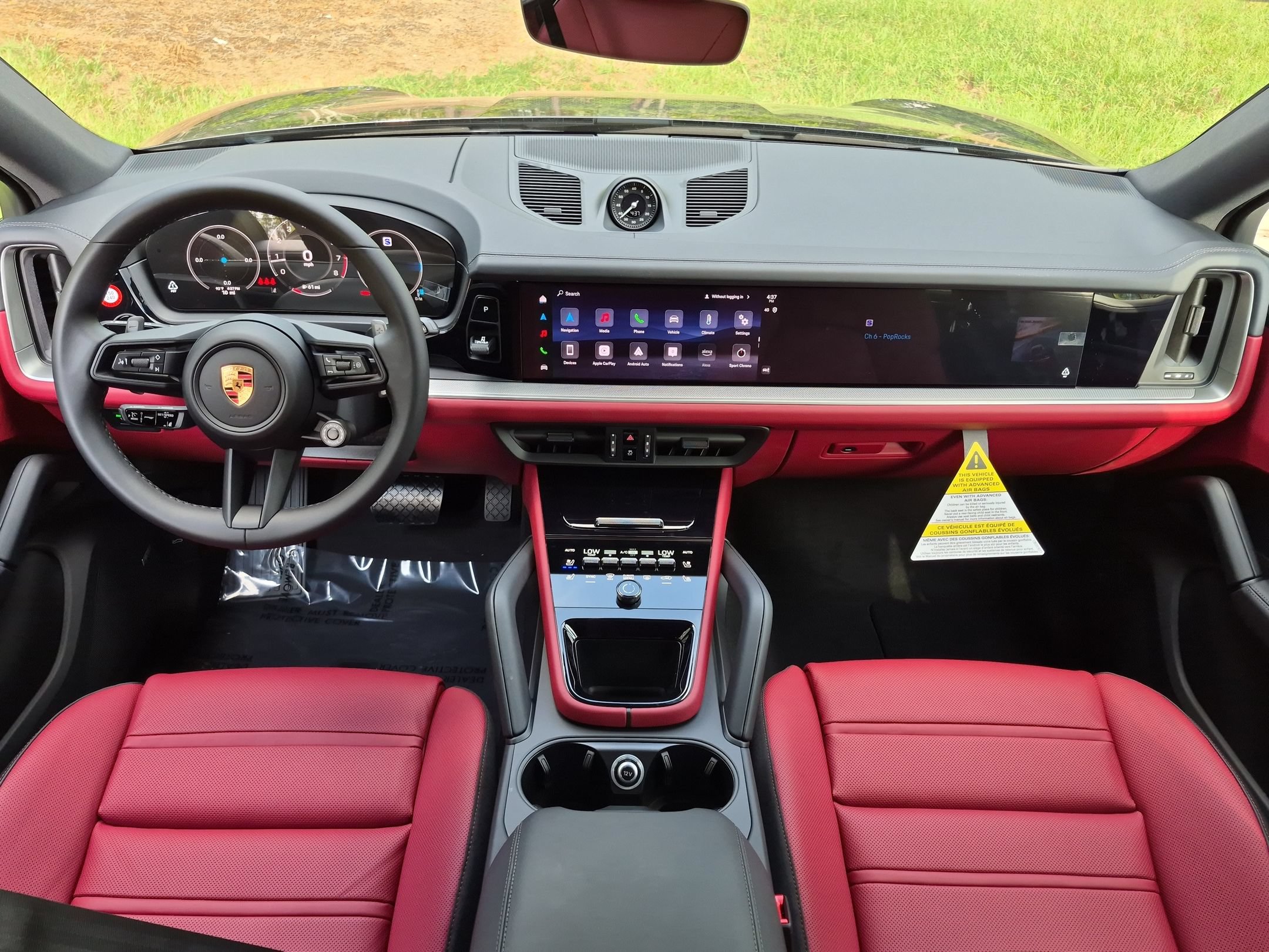 New 2026 Porsche Cayenne Coupe AWD/4WD image 21