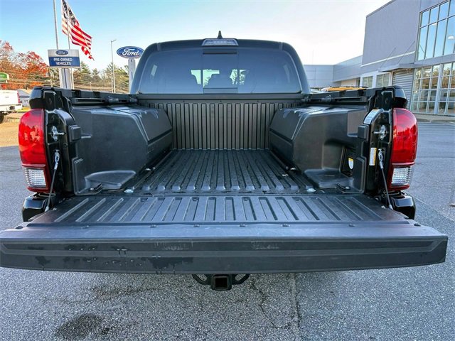 Used 2023 Toyota Tacoma 4x4 Double Cab image 5