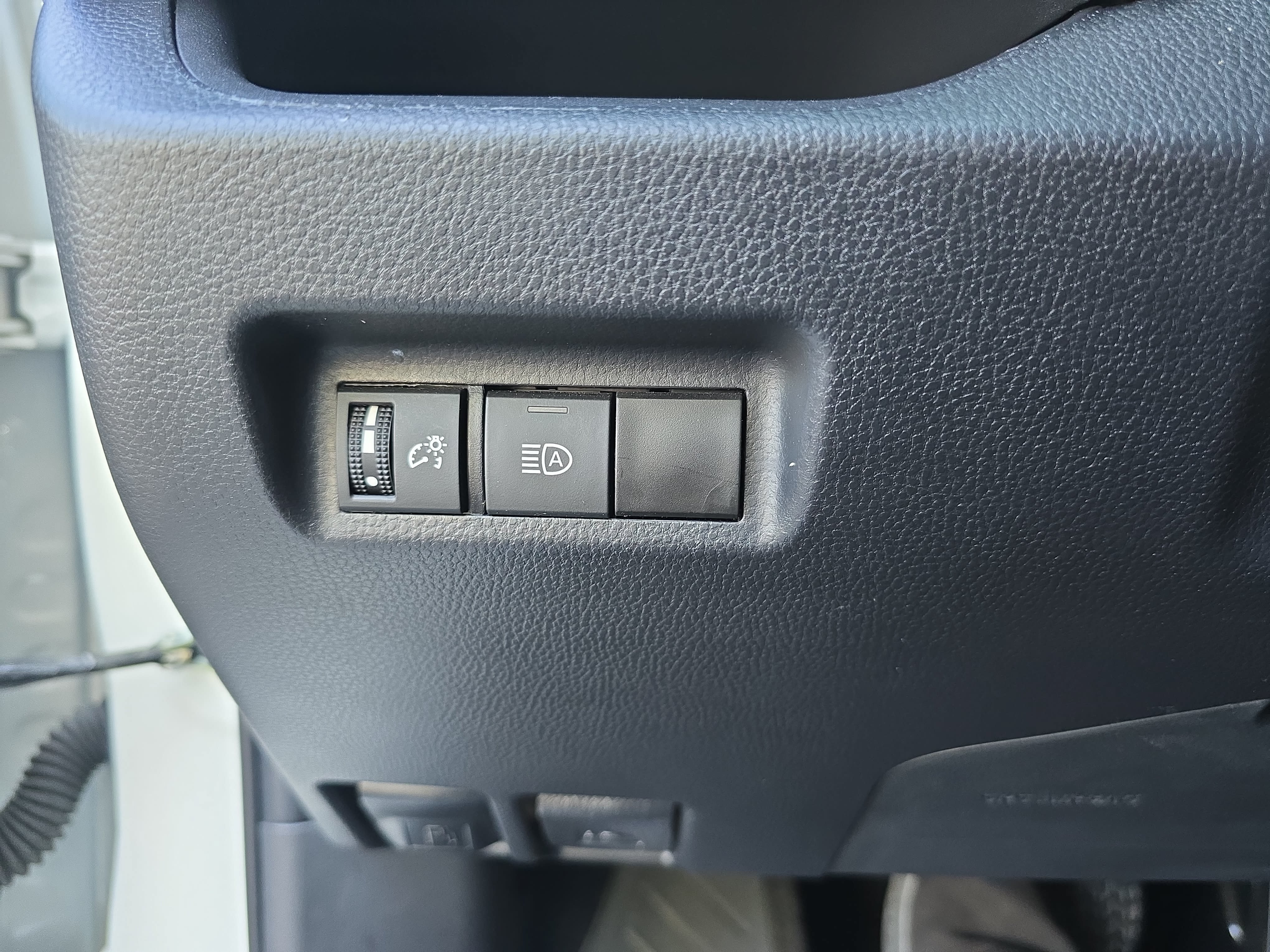 Certified 2023 Toyota RAV4 LE FWD image 26