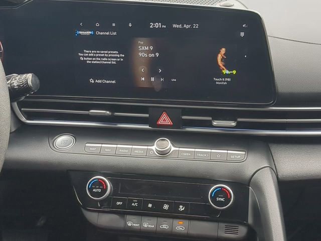 Used 2024 Hyundai Elantra SEL FWD image 16