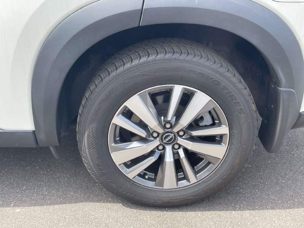 Used 2022 Nissan Pathfinder SL AWD/4WD image 8