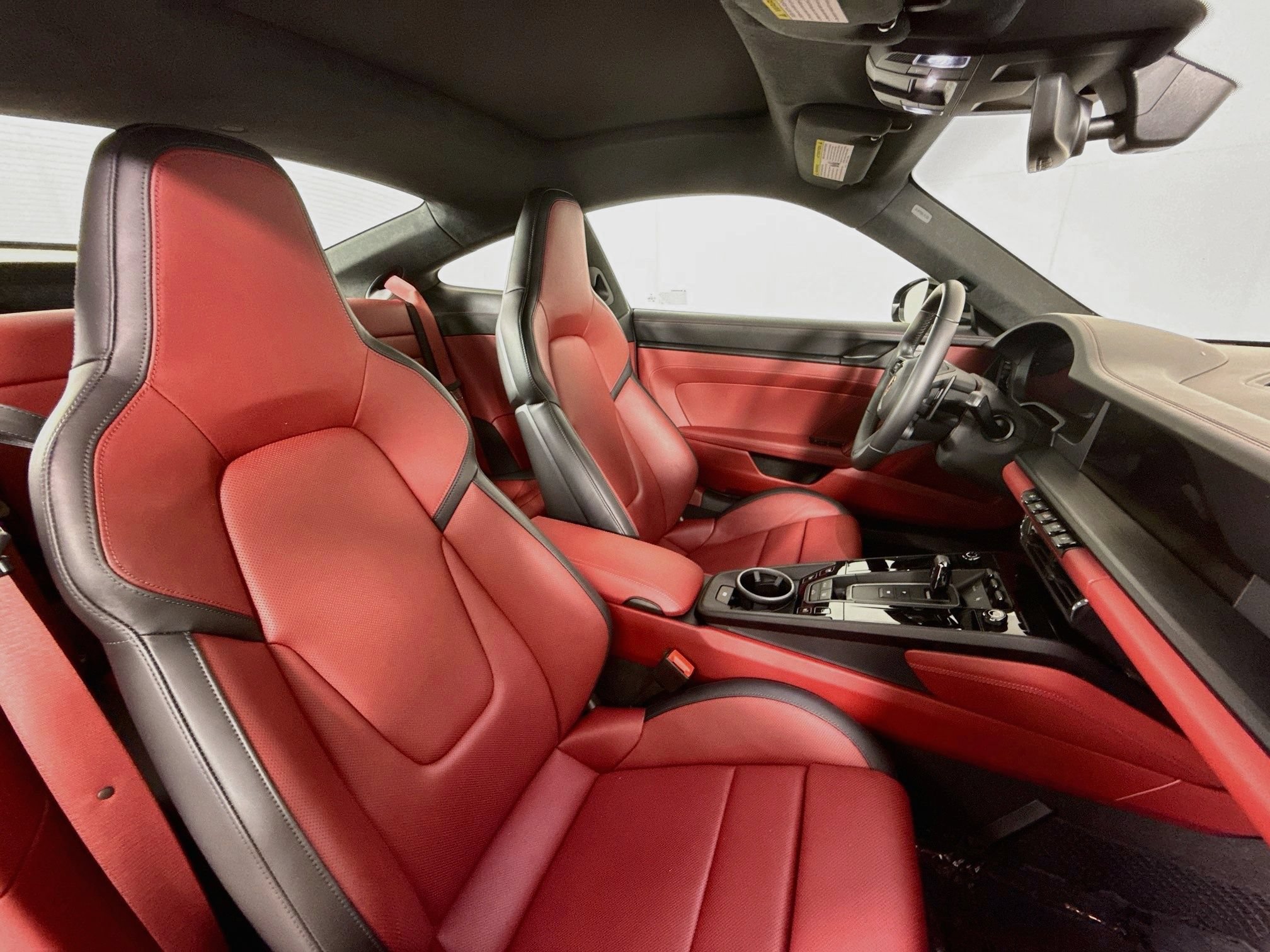 Certified 2025 Porsche 911 Carrera 4 GTS AWD/4WD image 25