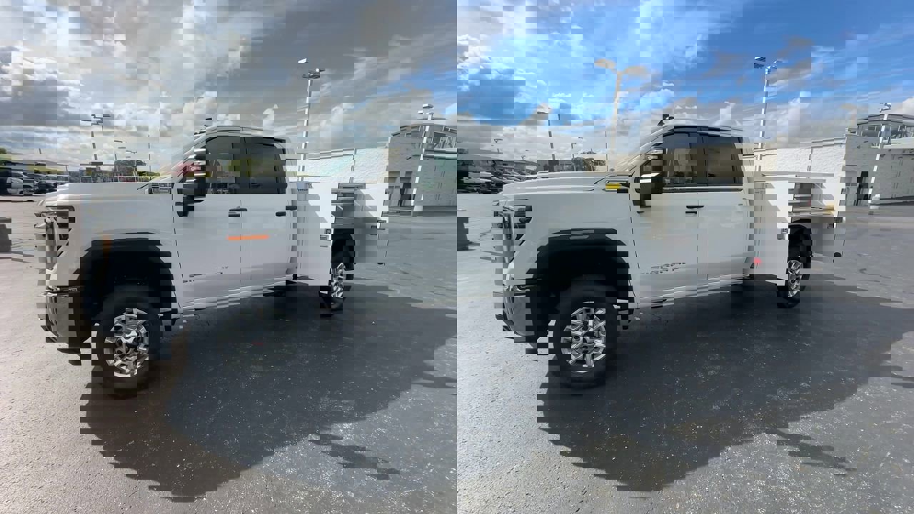 New 2025 GMC Sierra 2500 Pro w/ Convenience Package image 4