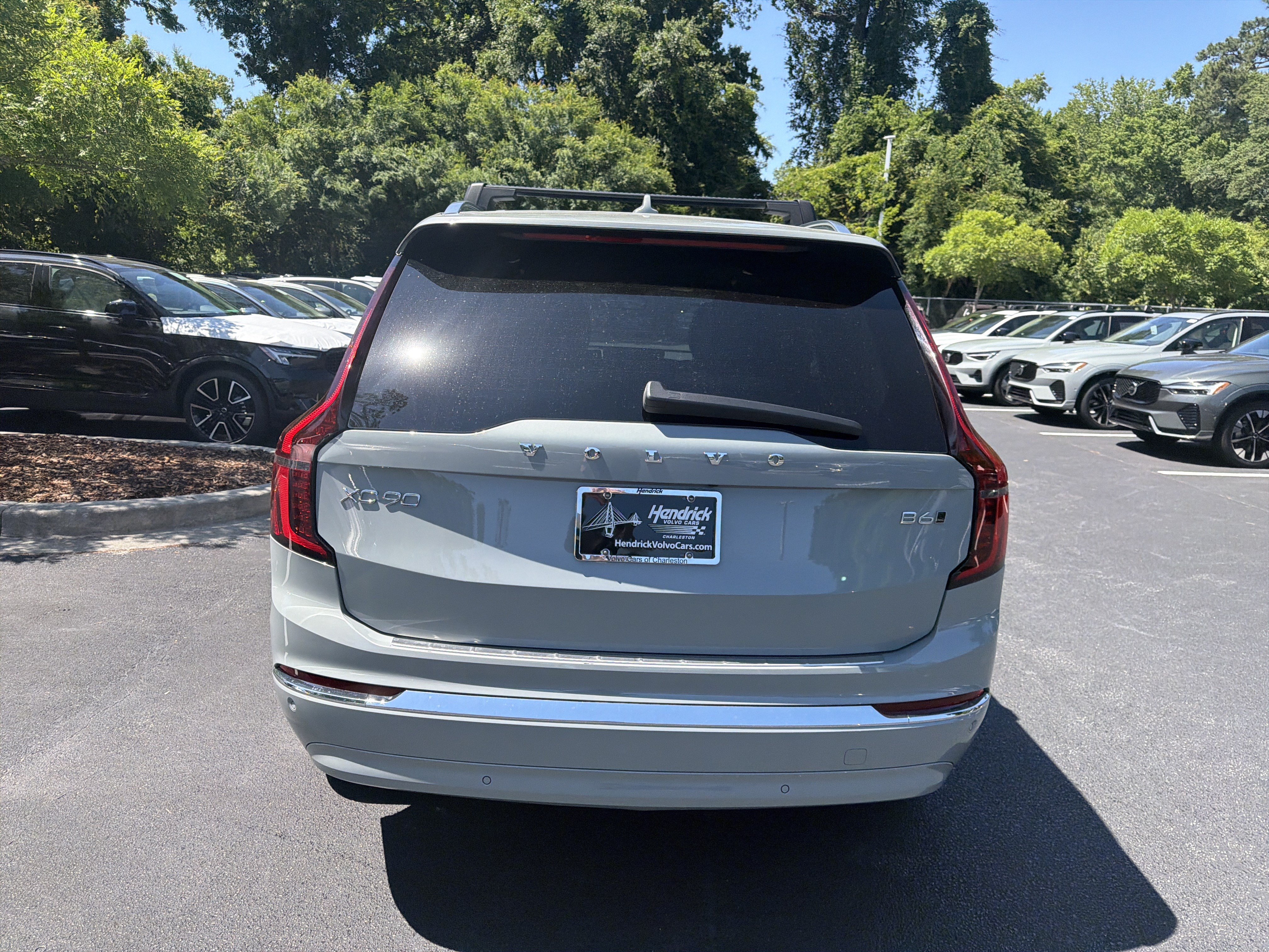 Certified 2026 Volvo XC90 B6 Plus w/ Protection Package Premier AWD/4WD image 37
