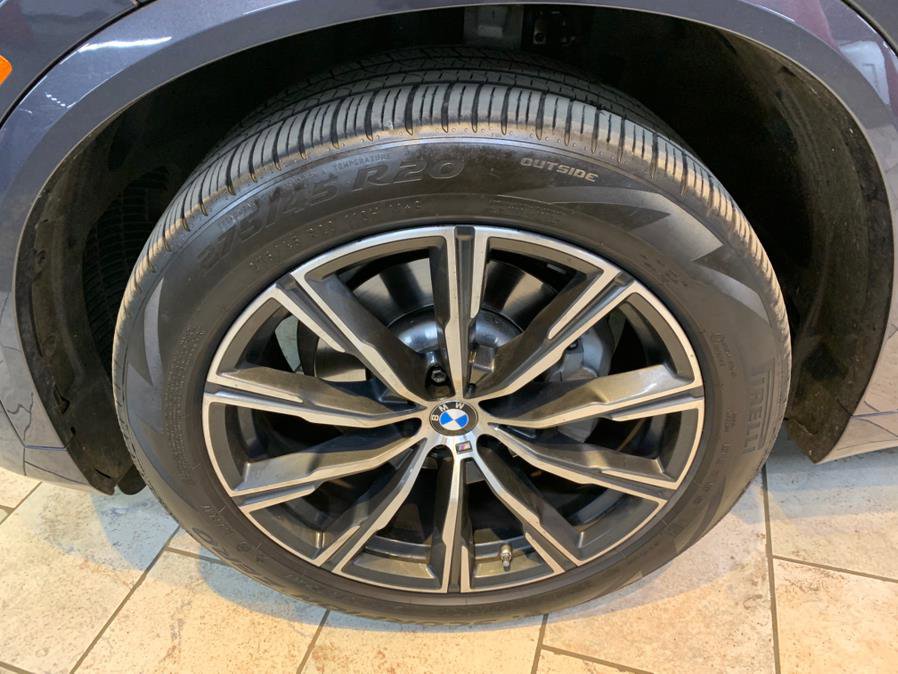 Used 2022 BMW X5 xDrive40i w/ M Sport Package image 10
