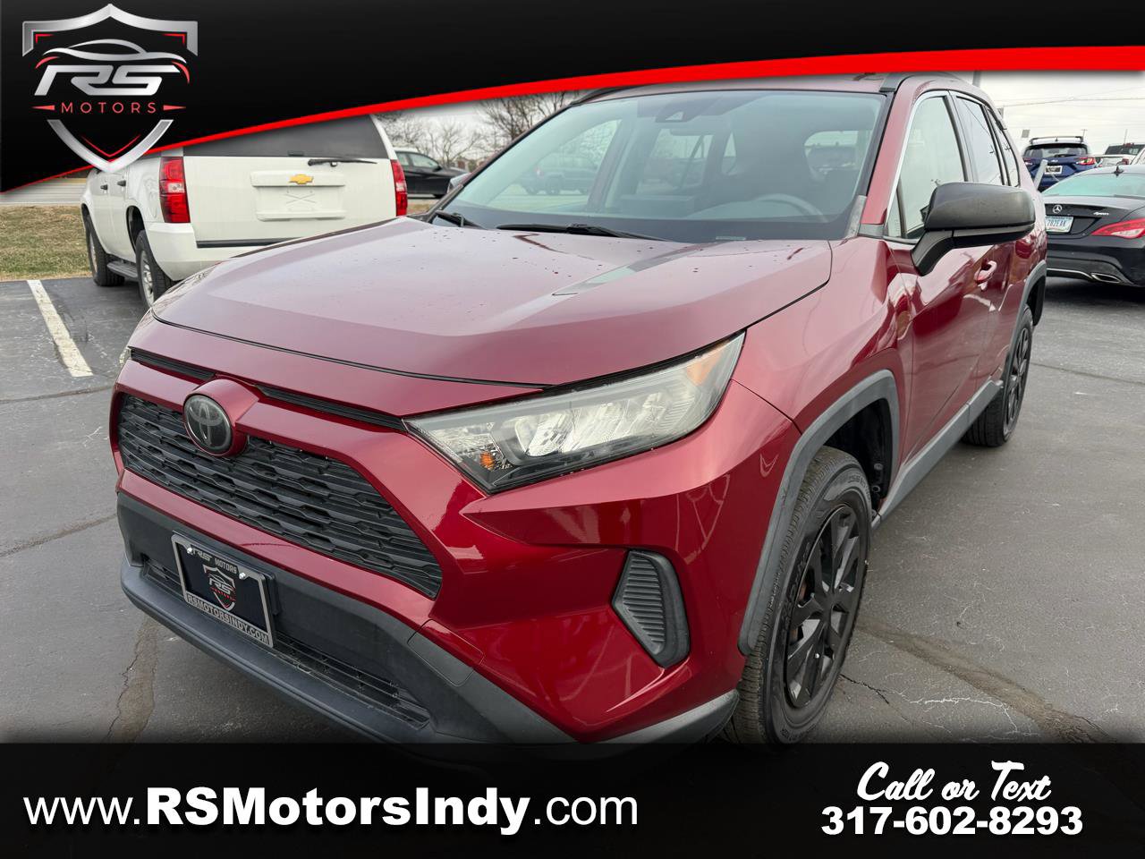 Used 2019 Toyota RAV4 LE image 1