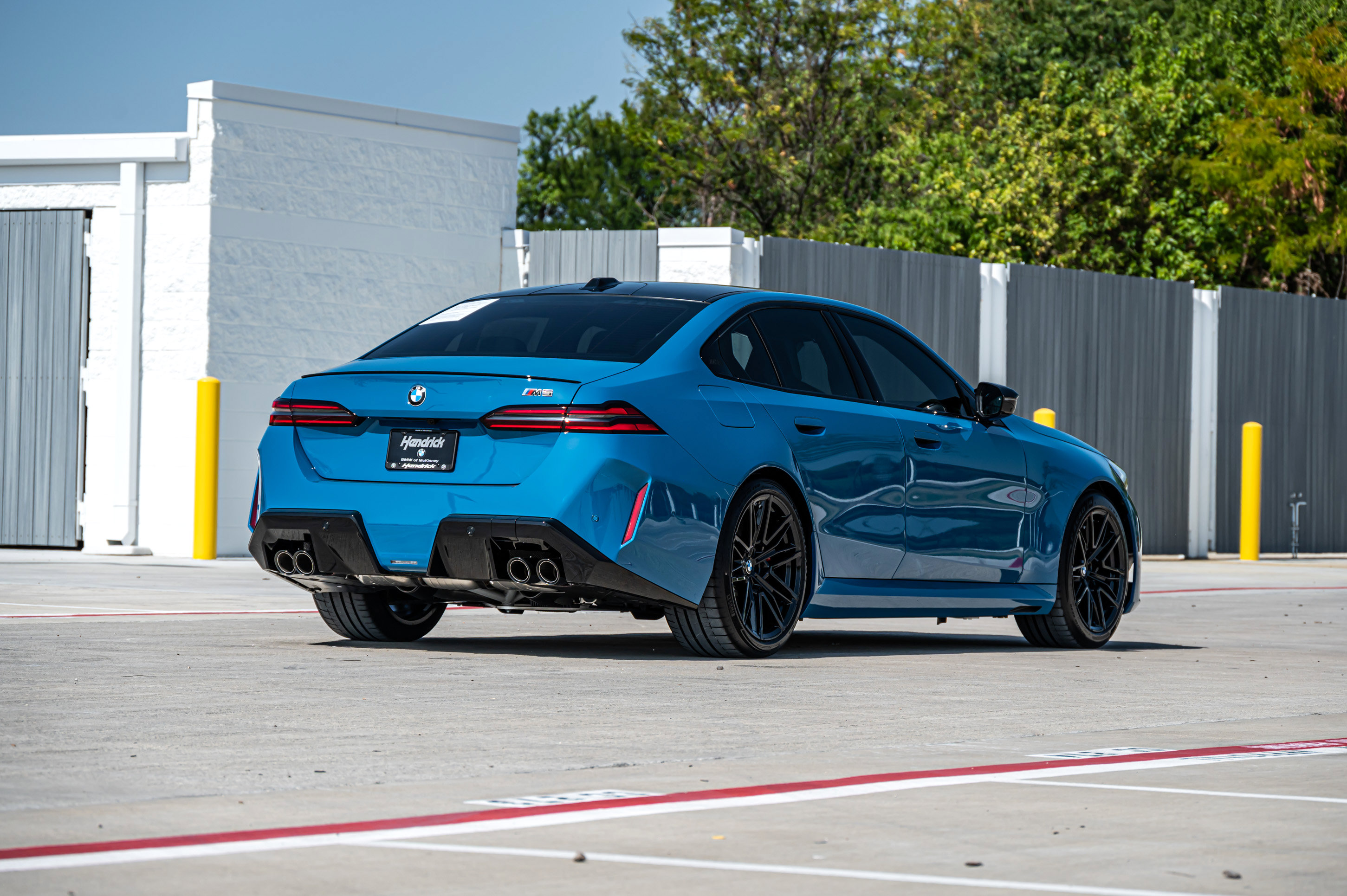 New 2027 BMW M5 w/ Executive Package AWD/4WD image 8