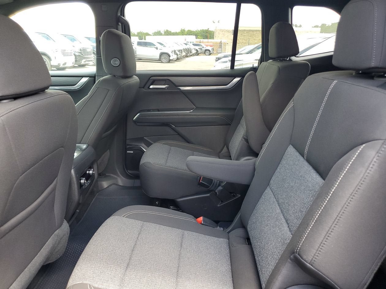 New 2026 GMC Acadia Elevation w/ Black Edition FWD image 11