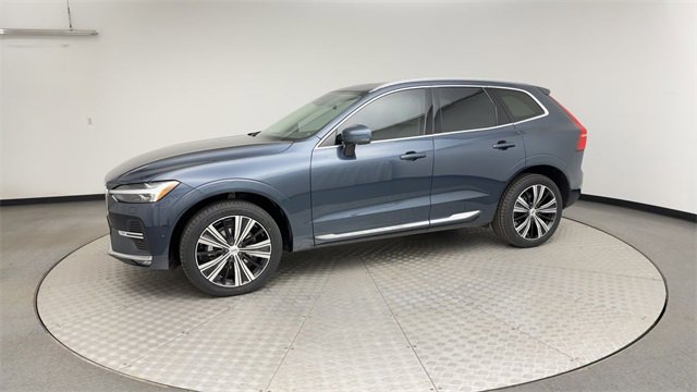 Certified 2023 Volvo XC60 B5 Plus w/ Climate Package image 6