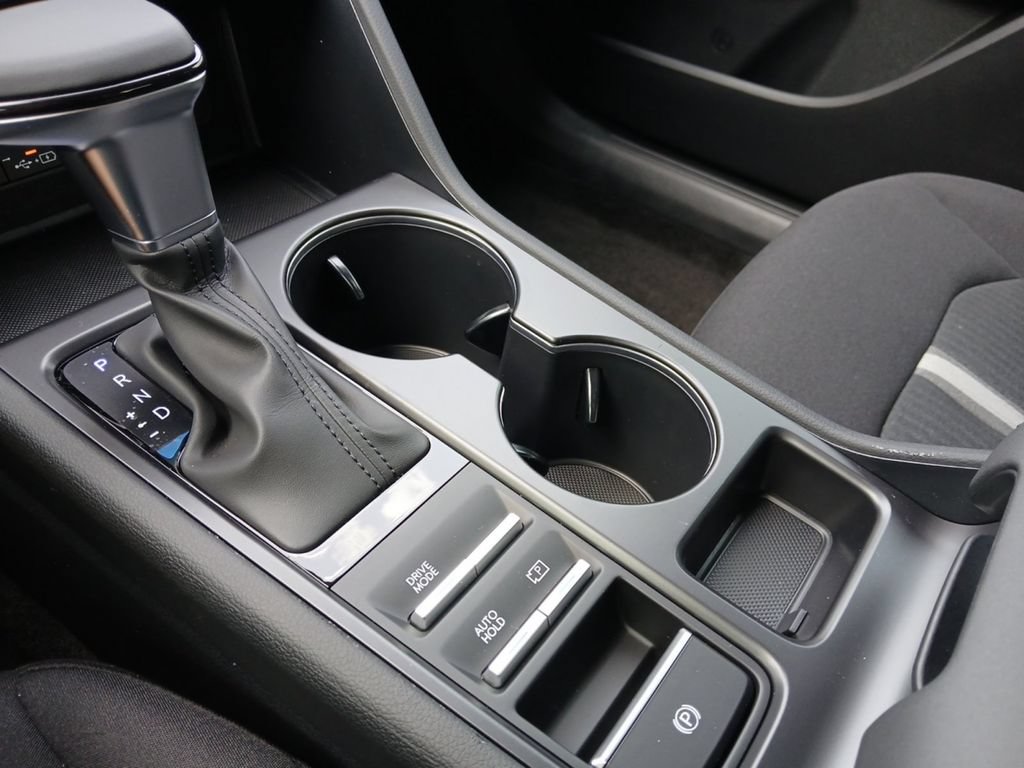 New 2026 Hyundai Sonata SE FWD image 16