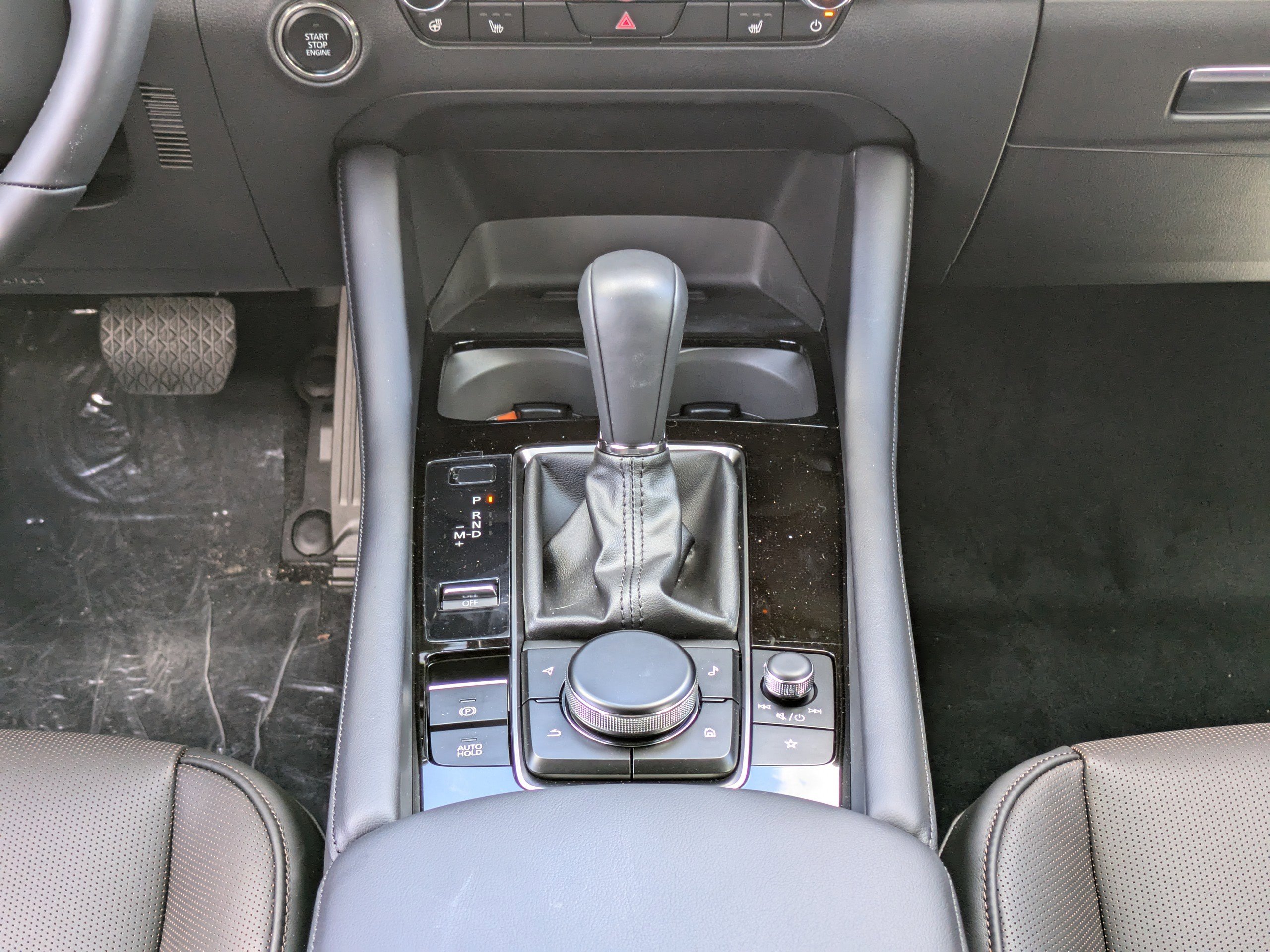 New 2025 MAZDA MAZDA3 Hatchback w/Premium Plus Pkg image 19