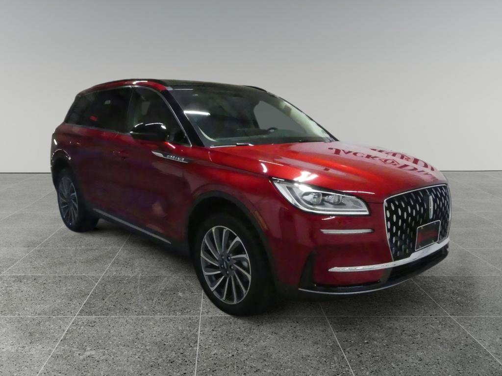 New 2025 Lincoln Corsair Reserve w/ Rear Removable Package Tray image 1