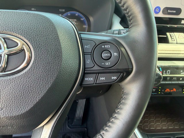 Used 2023 Toyota RAV4 Limited w/ Limited Grade Weather Package AWD/4WD image 17