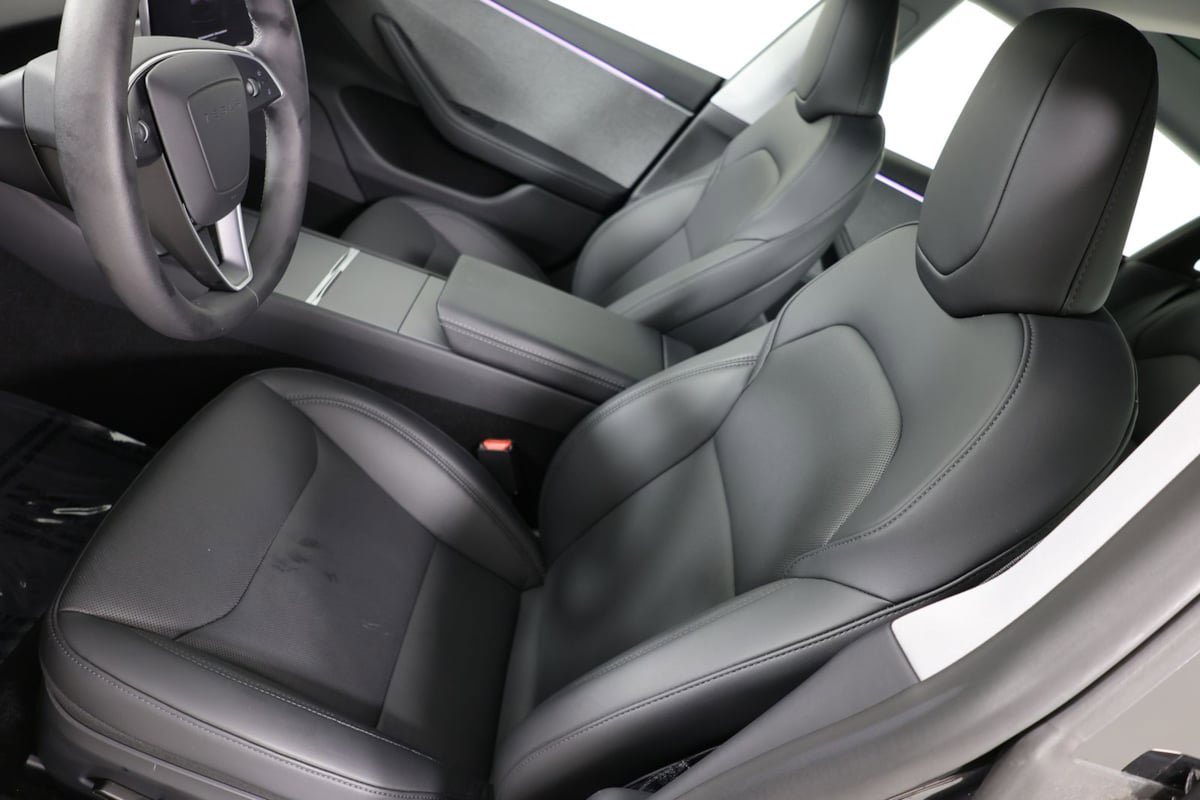 Used 2025 Tesla Model 3 RWD image 10
