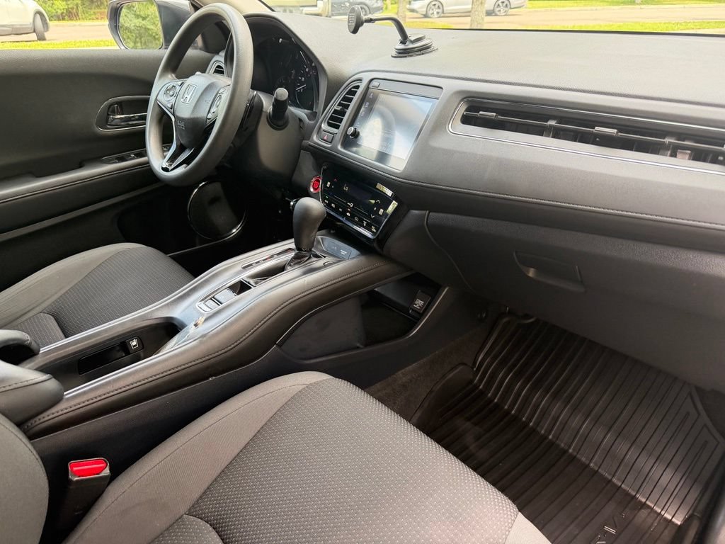 Used 2022 Honda HR-V EX image 10
