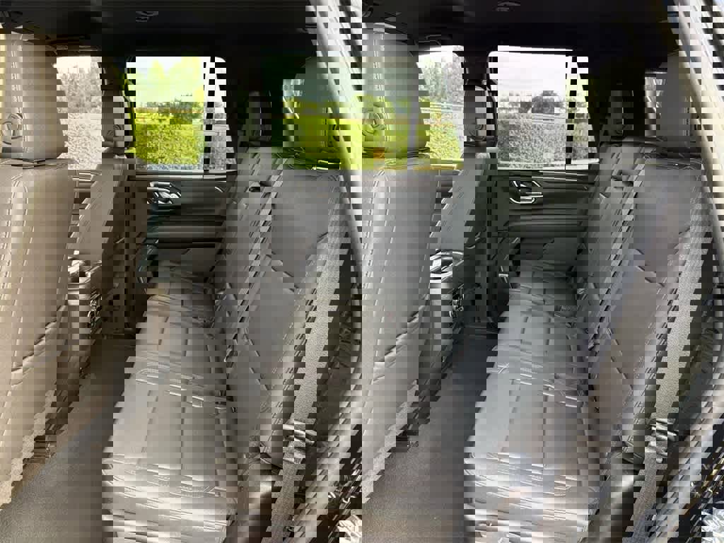 Used 2023 Chevrolet Tahoe LT image 28