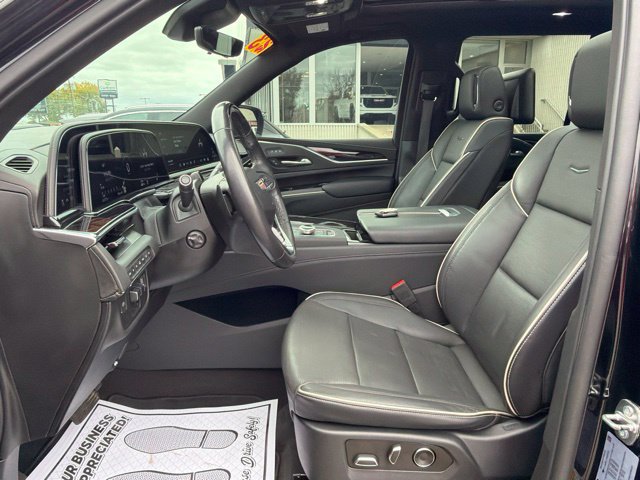 Certified 2023 Cadillac Escalade Sport w/ LPO, ONYX Package AWD/4WD image 14