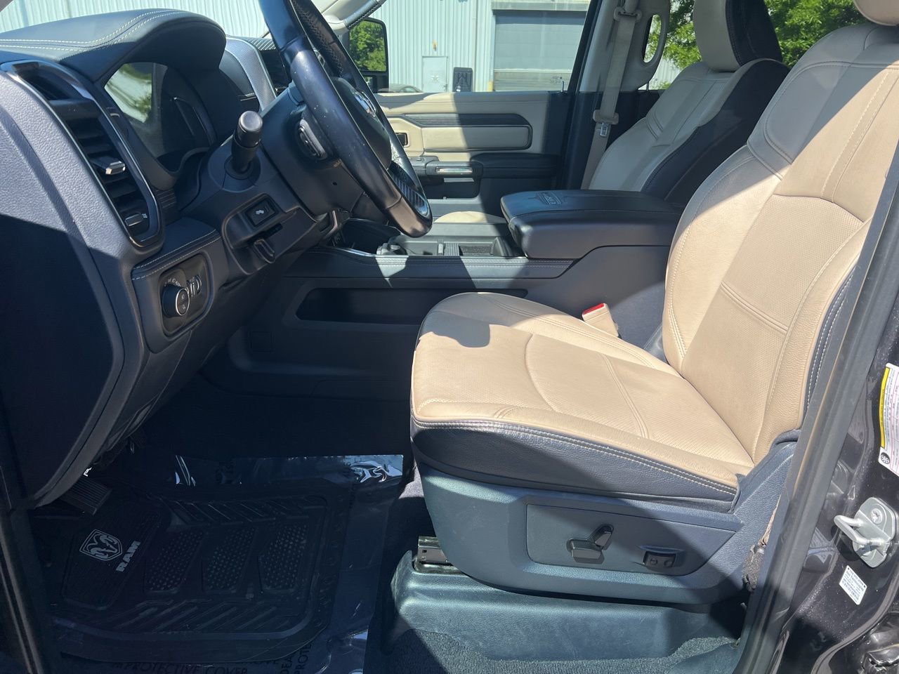 Used 2023 RAM 2500 Limited AWD/4WD image 16
