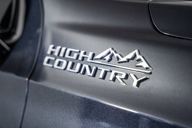 Used 2022 Chevrolet Tahoe High Country image 16