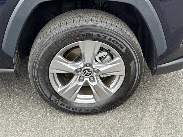 Used 2025 Toyota RAV4 XLE image 7