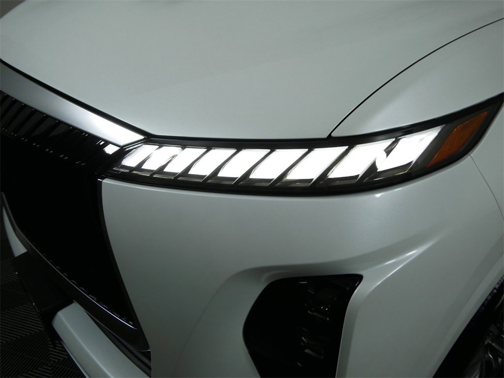 New 2025 INFINITI QX80 Sensory image 9