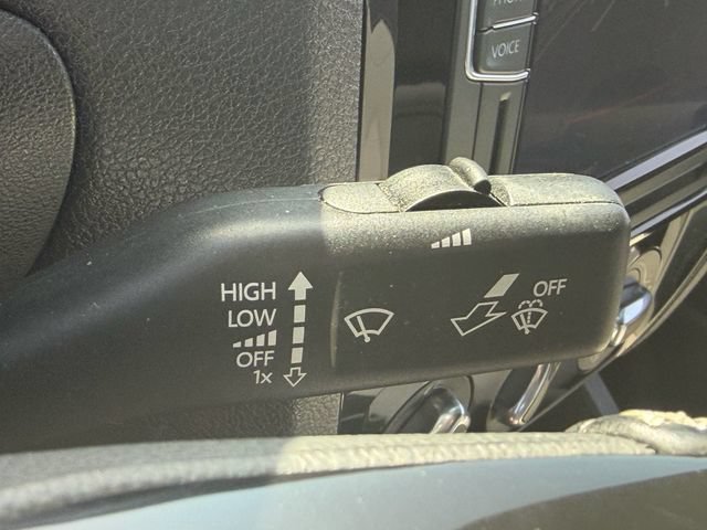 Used 2016 Volkswagen Jetta Sport FWD image 25