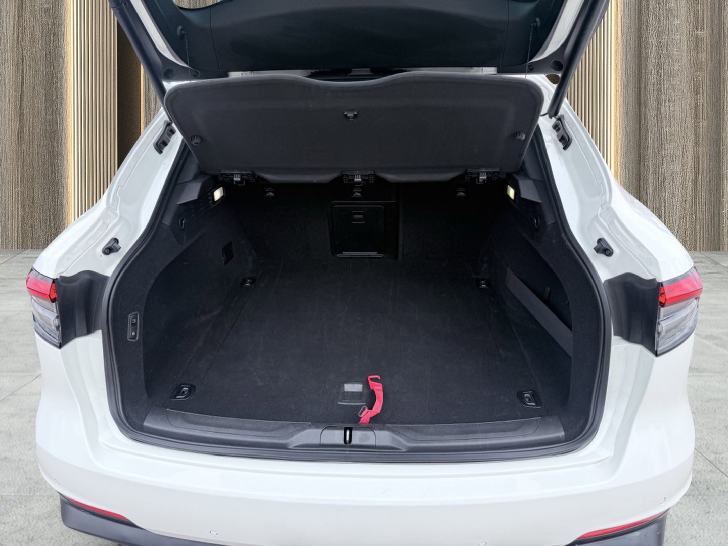 Used 2023 Maserati Levante Modena AWD/4WD image 17