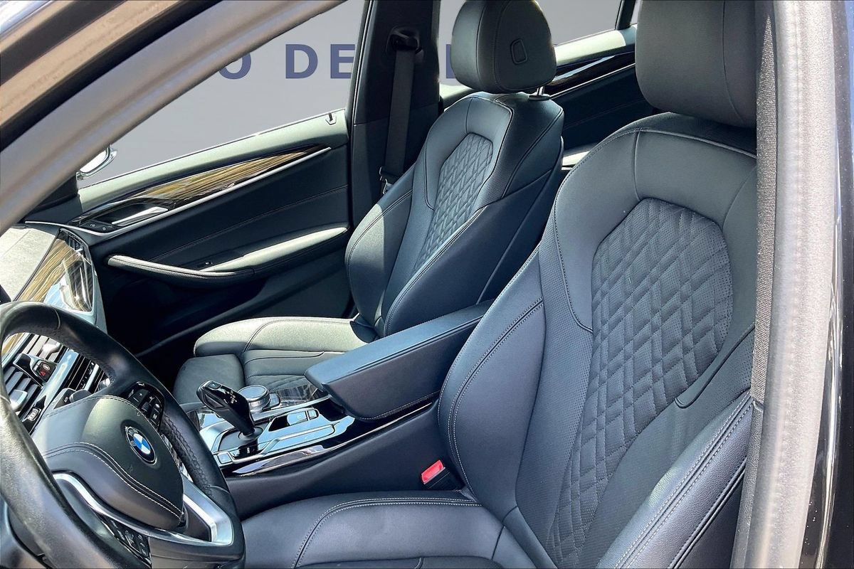 Used 2022 BMW 530i xDrive w/ Convenience Package AWD/4WD image 21