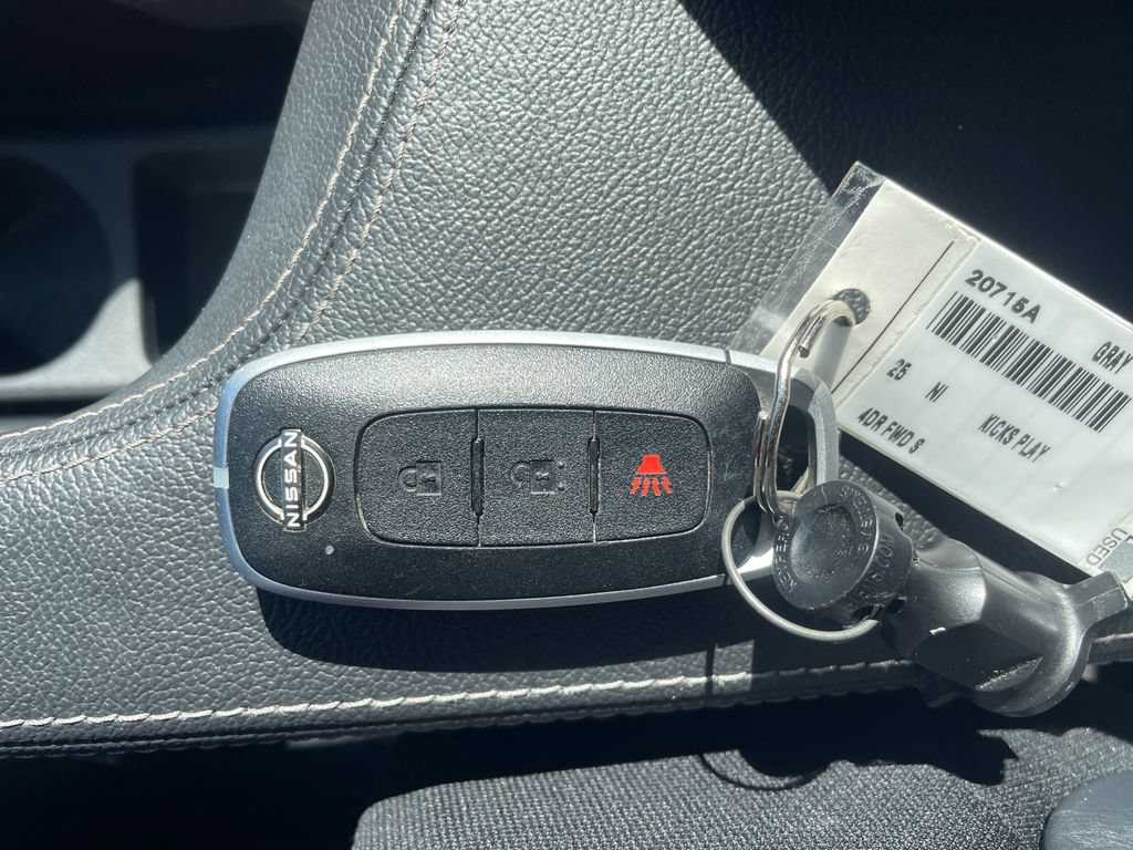 Certified 2025 Nissan Kicks Play S FWD image 29