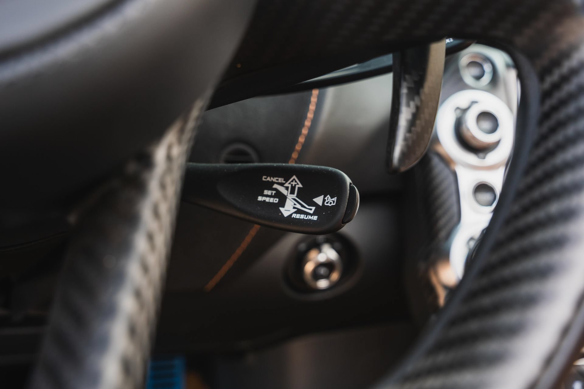 Used 2022 McLaren 765LT RWD image 46