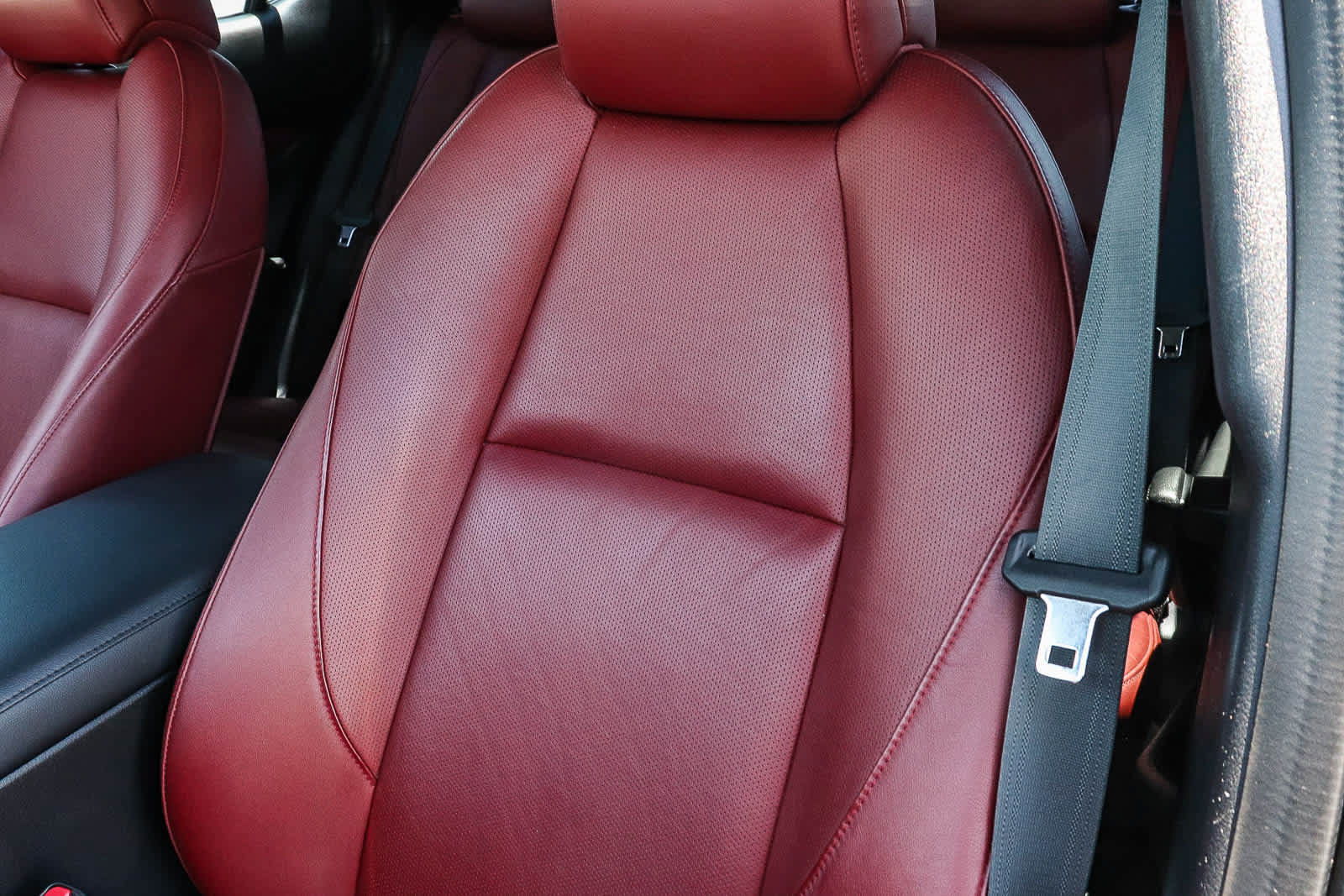 Used 2022 MAZDA MAZDA3 s FWD image 33