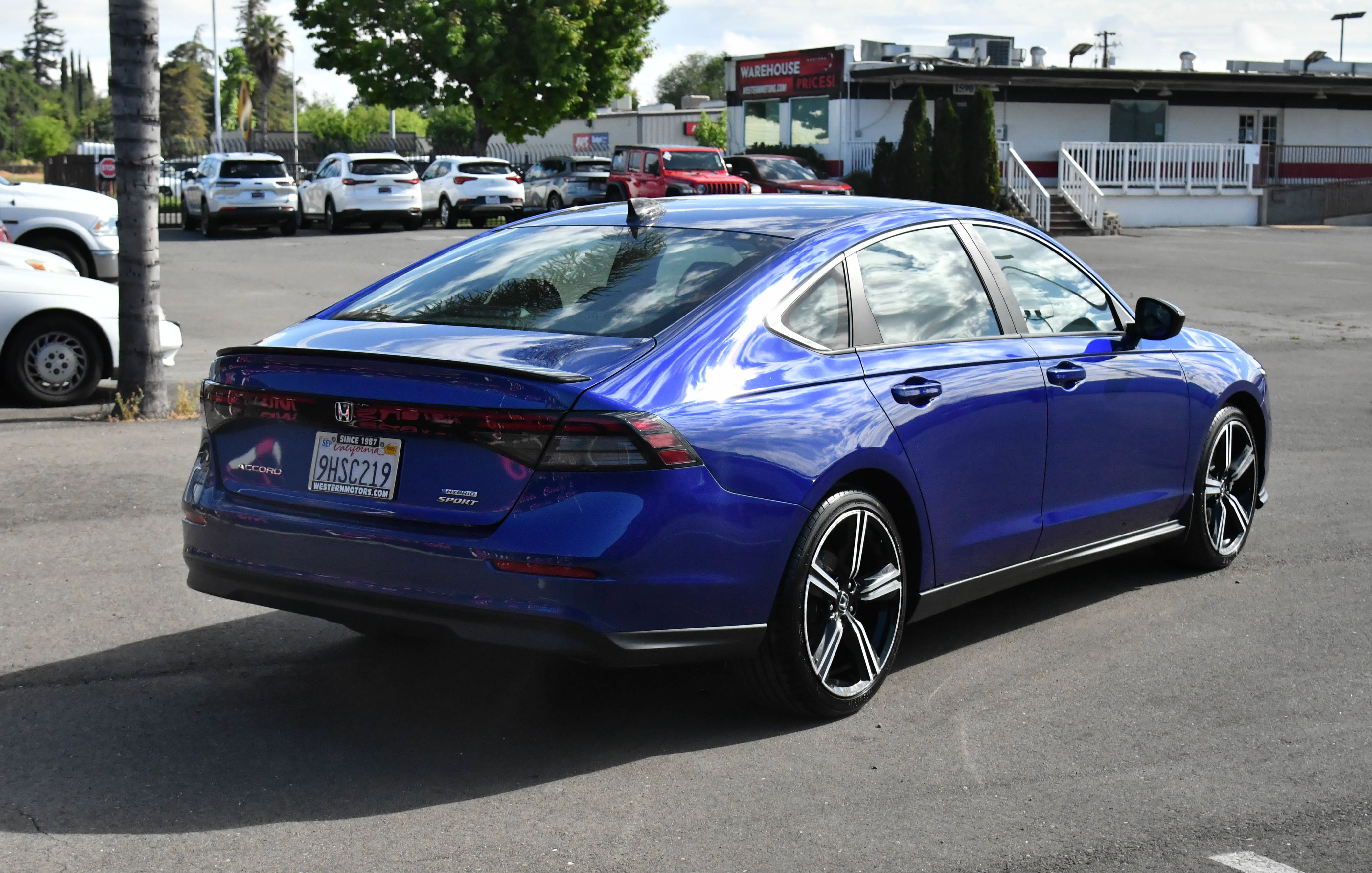 Used 2024 Honda Accord Sport image 8