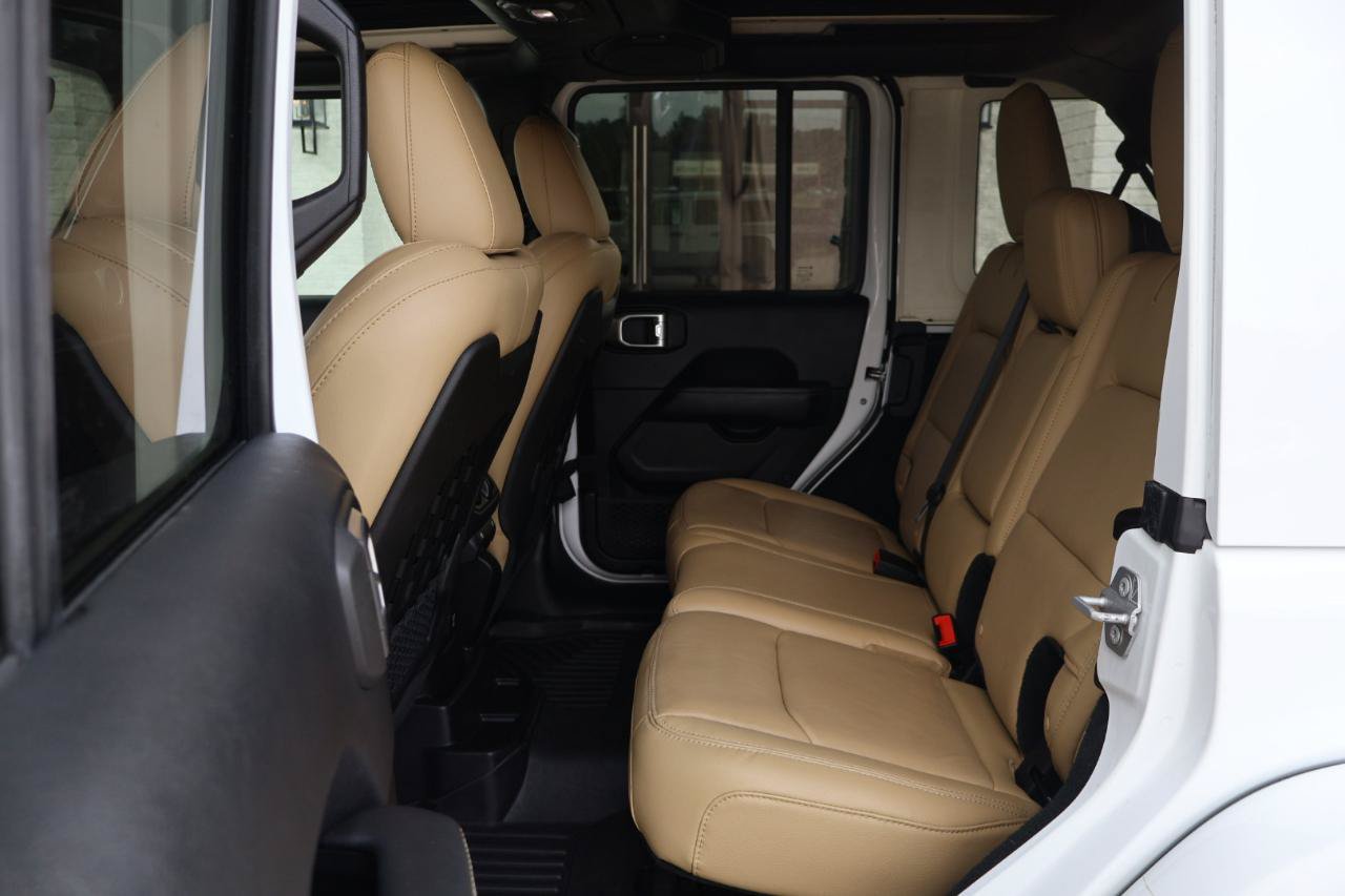 Used 2018 Jeep Wrangler Unlimited Rubicon AWD/4WD image 10