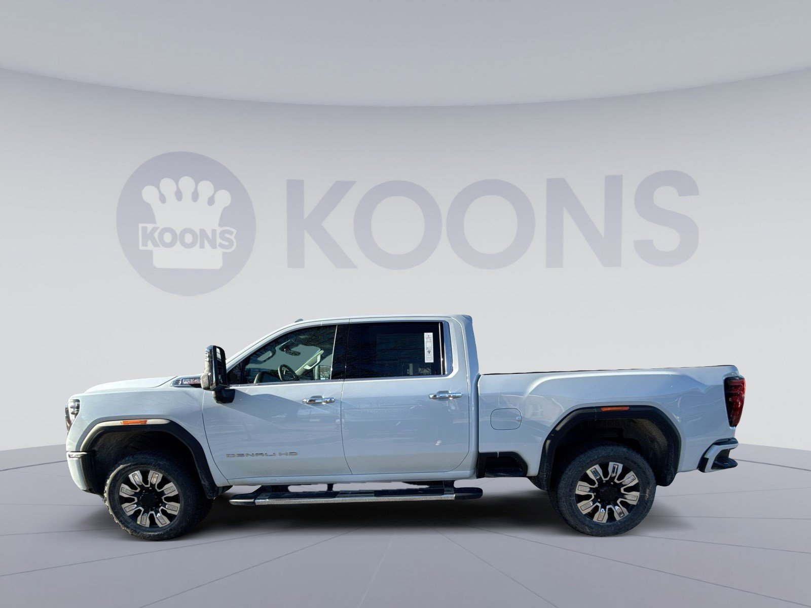 New 2026 GMC Sierra 2500 Denali w/ Denali Reserve Package image 2