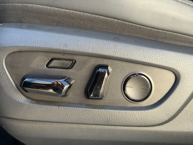 Used 2024 Lexus GX 550 image 13