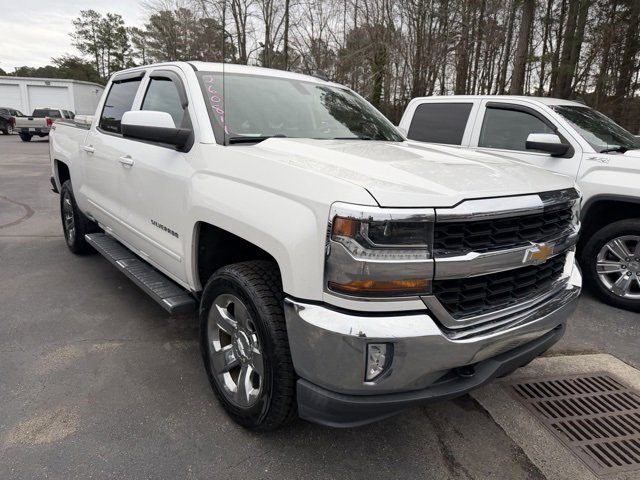 Used 2018 Chevrolet Silverado 1500 LT w/ LT Eassist Package image 3