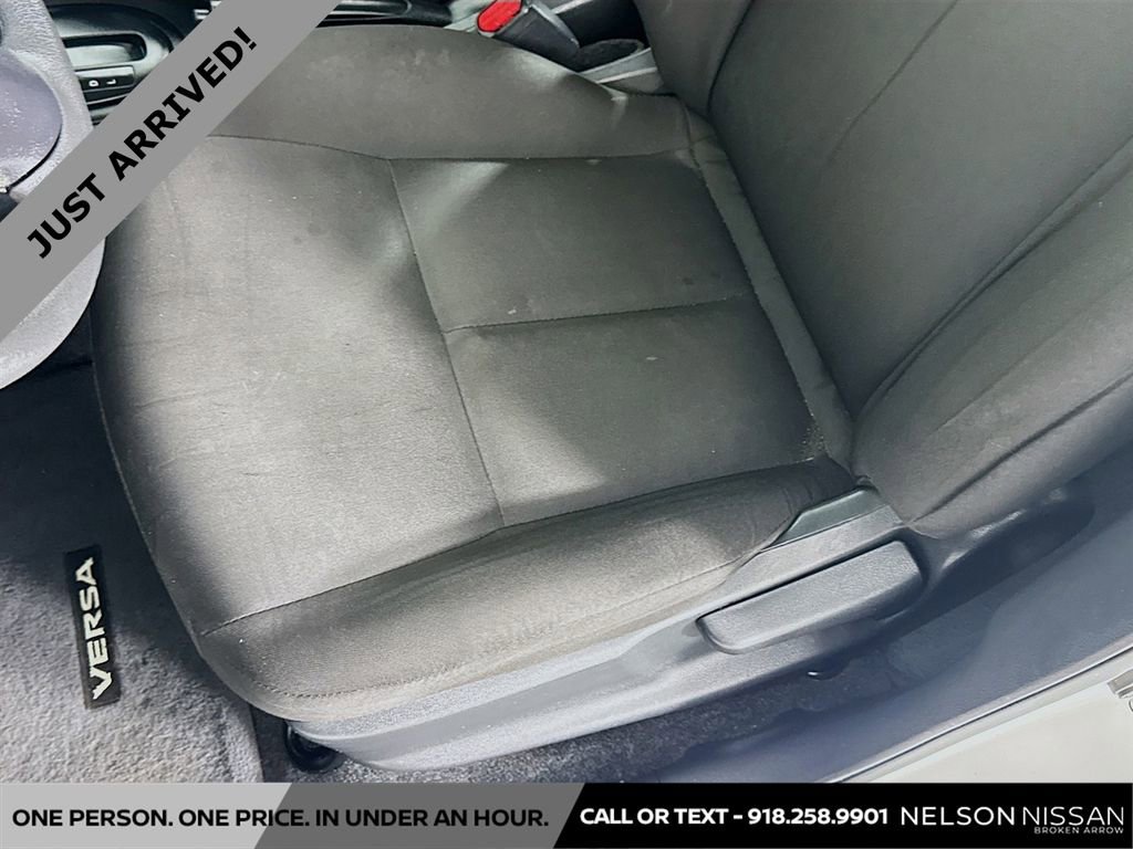 Used 2017 Nissan Versa S Plus FWD image 14