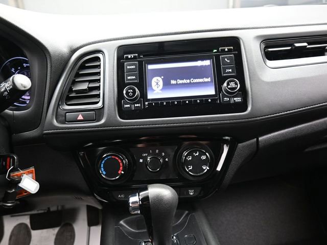 Used 2019 Honda HR-V LX image 10