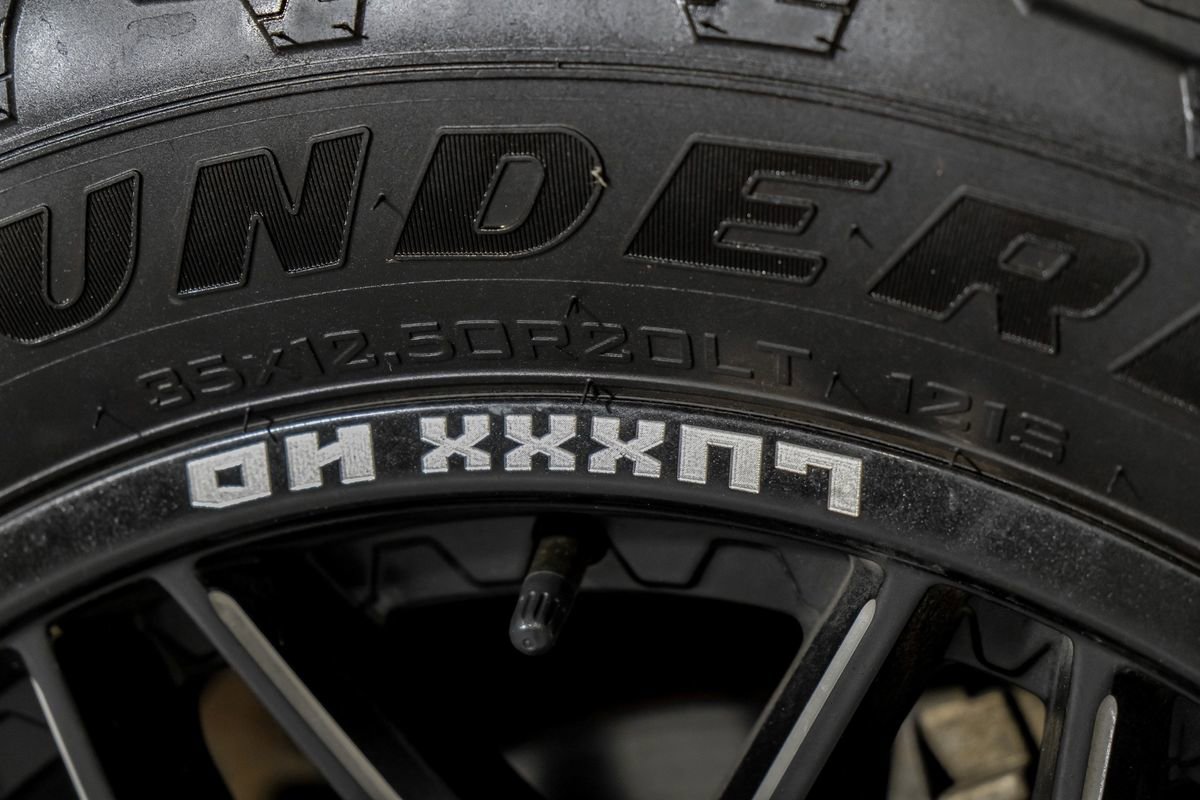 Used 2024 Chevrolet Silverado 2500 High Country w/ High Country Premium Package image 66