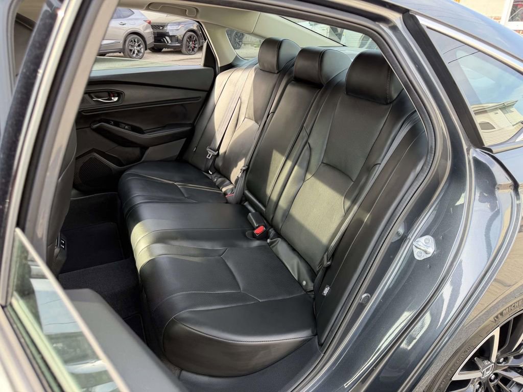 Used 2023 Honda Accord Touring image 17