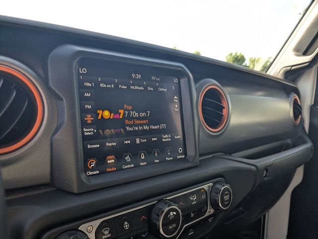 Used 2023 Jeep Gladiator Mojave w/ LED Lighting Group AWD/4WD image 23